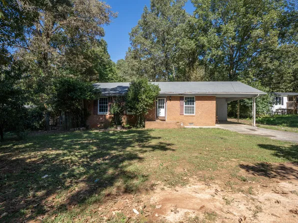 155 Oakwood Cir, Chatsworth, GA 30705