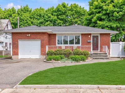 246 Harrison Avenue, Bethpage, NY, 11714