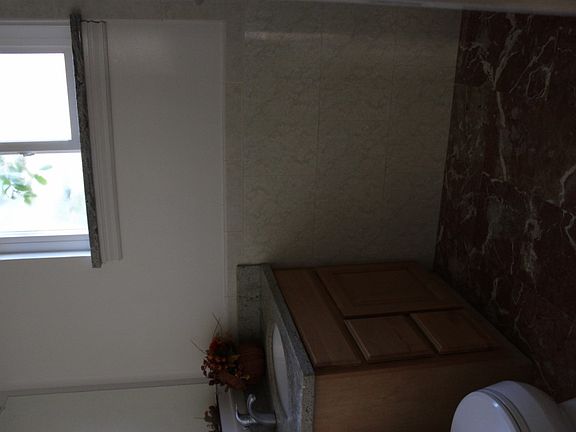 3rd image of 1584 Armington Ave