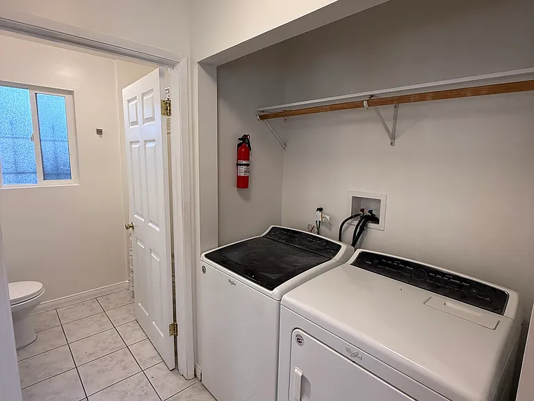 2446 S Centinela Ave — Photo 26