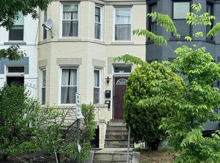 152 R St NE, Washington, DC 20002