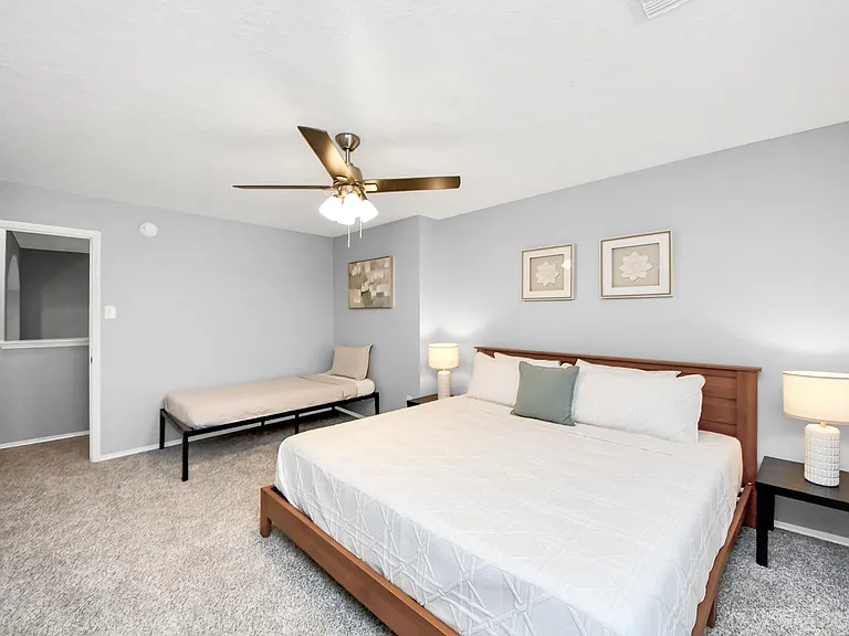 12711 Laurel Bank Way — Photo 33
