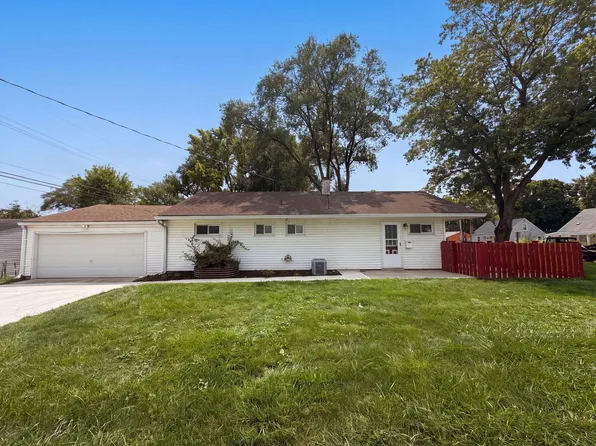 2221 Myrtle Ave, Columbus, OH 43211