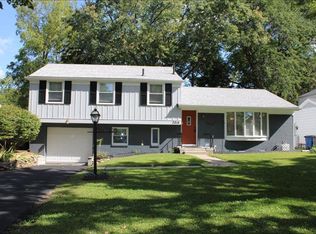 2015 Colony Dr, Toledo, OH 43614