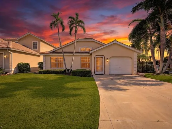 5018 ECLIPSE CT, NAPLES, FL 34104