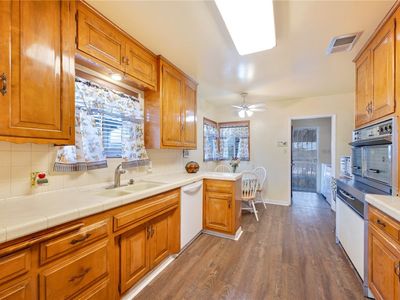 14115 Leahy Ave, Bellflower, CA, 90706