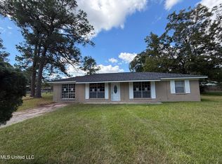 4337 Terrace Dr, Moss Point, MS 39563