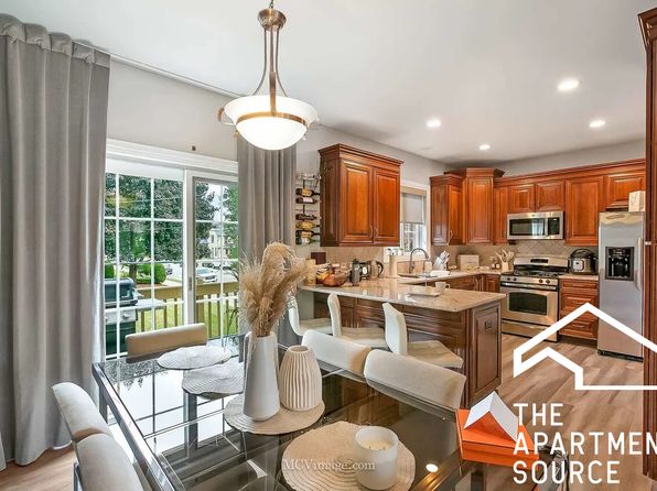 148 Kimball St #TOWNHOUSE