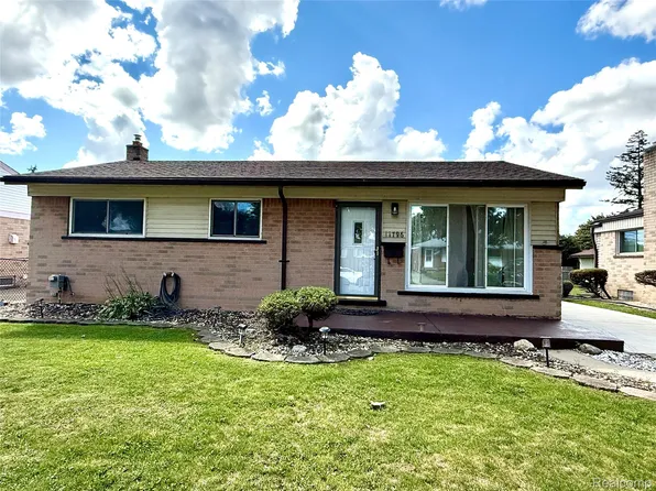 11796 Stamford Ave, Warren, MI 48089