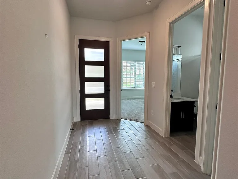 12608 Stanford Dr — Photo 6