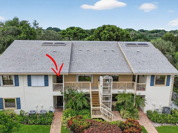 4 Eastgate Drive #B, Boynton Beach, FL 33436