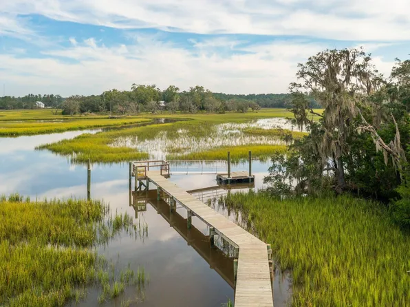 6412 China Back Ln, Hollywood, SC 29449