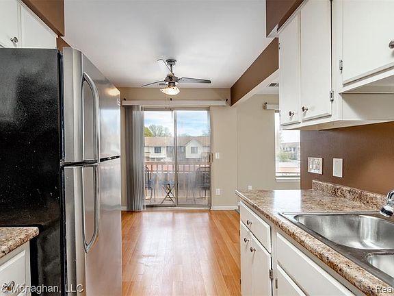 5th image of 27787 Carini Villa St