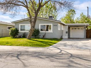 5450 73rd St, Sacramento, CA 95820