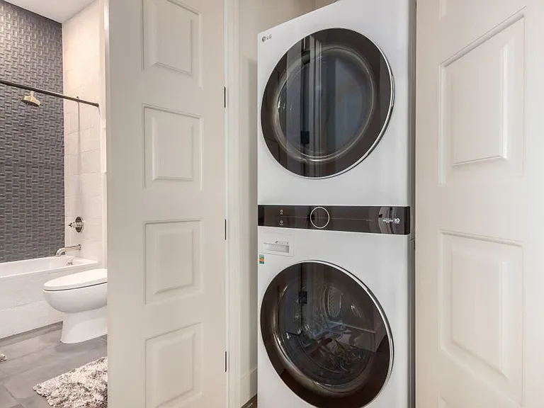 Washer/Dryer