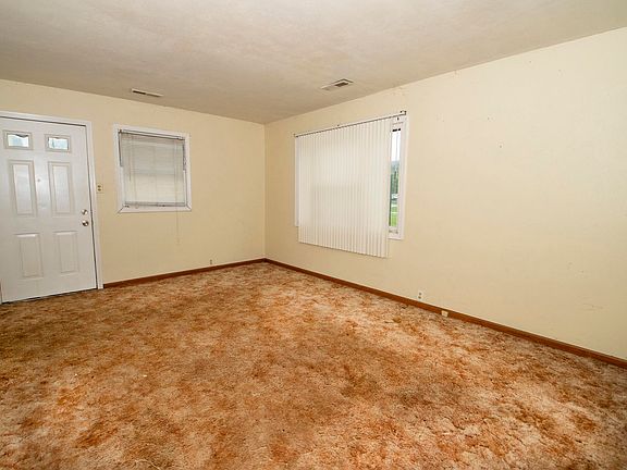 5th image of 1700 Strong Ave
