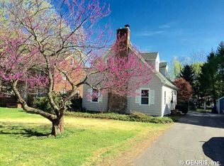 17 Dale Rd E, Rochester, NY 14625