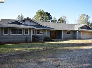 13728 Strubels Ln, Grass Valley, CA 95949