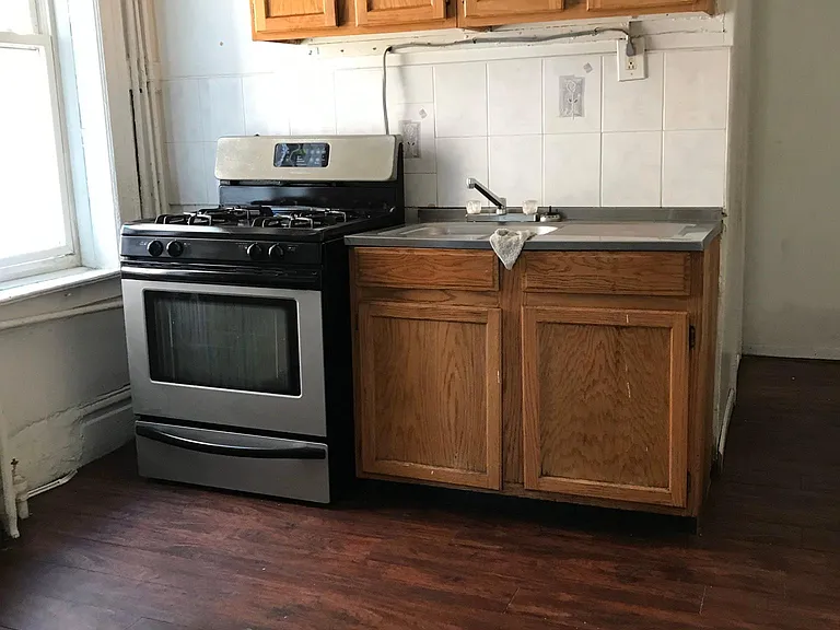 148 Summit Ave #4 — Photo 8