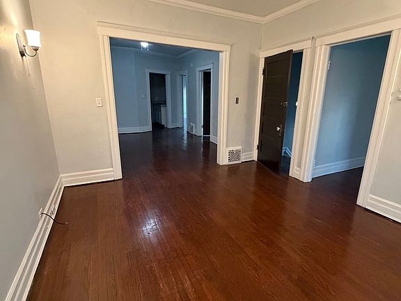 2nd image of 536 Holbrook Ave #Ii