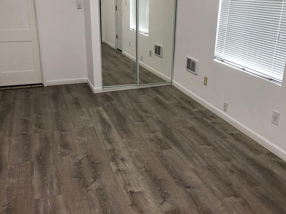 2nd image of 1515 NW 53rd St