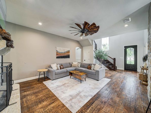 200 Cove Dr #ID1035608P