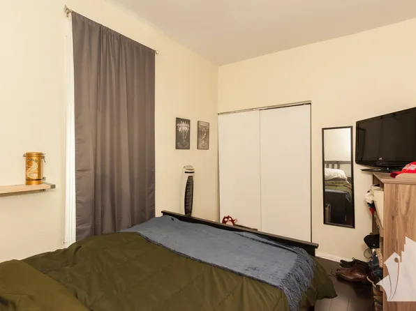 1927 N Kedzie Ave APT 1R, Chicago, IL 60647