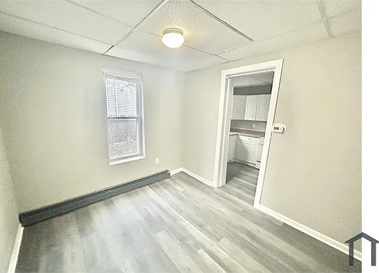 1830 E Riverside Dr — Photo 4