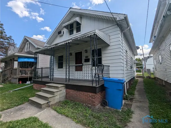 1106 Hirzel St, Toledo, OH 43605