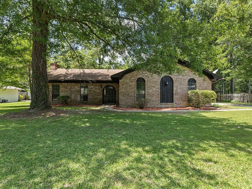 1st image of 6704 W Pinewood Dr