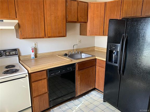 5th image of 942 Branch Dr #942