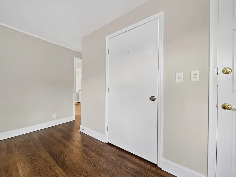 2209 Lindell Ave — Photo 42
