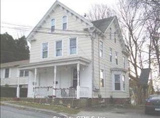 65 School St, Groton, CT 06340