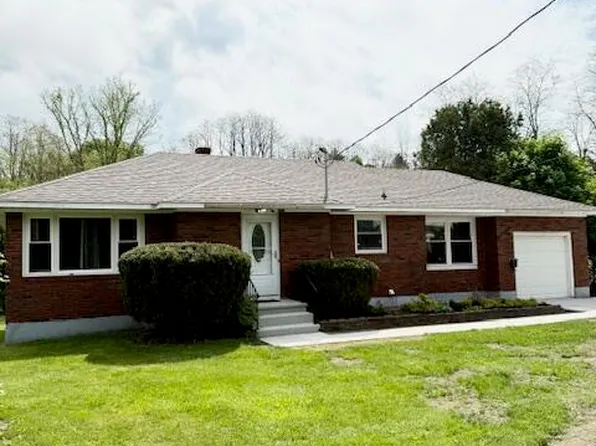 101 Hewitt Street, Amsterdam, NY 12010