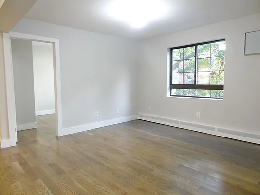 Rented by Premier Metro Realty Corp | media 42