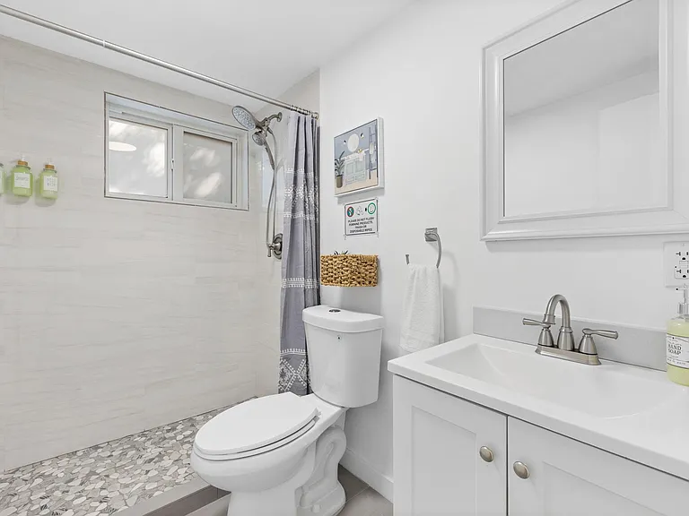 112 SW 11th Ave #1 — Photo 19