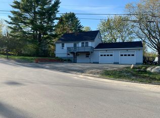 3 Oak Hill Dr, Oakland, ME 04963