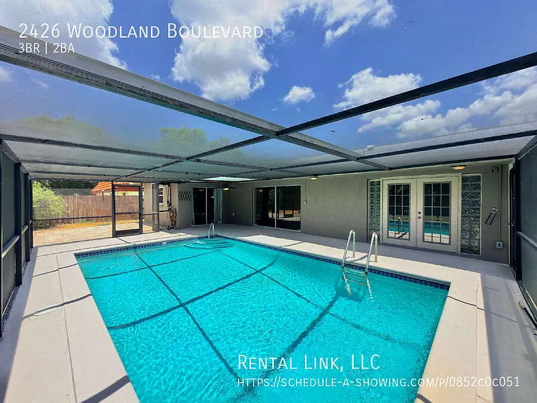 2426 Woodland Blvd — Photo 47