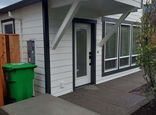 7114 NE 8th Ave UNIT B, Portland, OR 97211