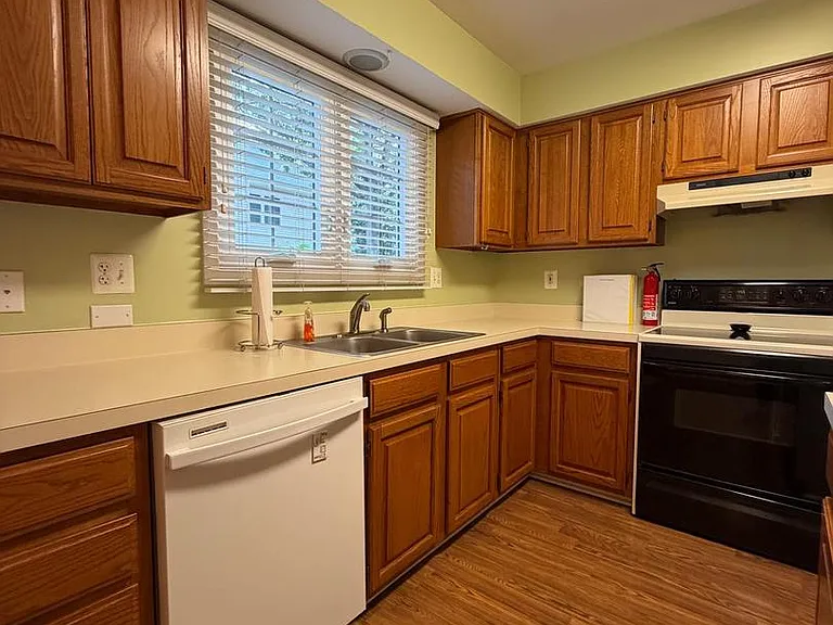 14611 Flower Hill Ct — Photo 14