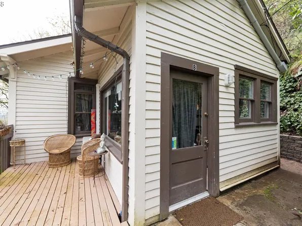 1050000, 1334 SW College St Unit B, Portland, OR 97201