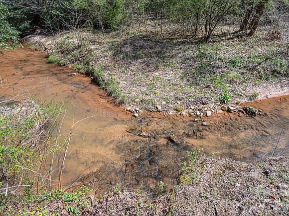 5th image of 2353 Lynn Mountain Rd