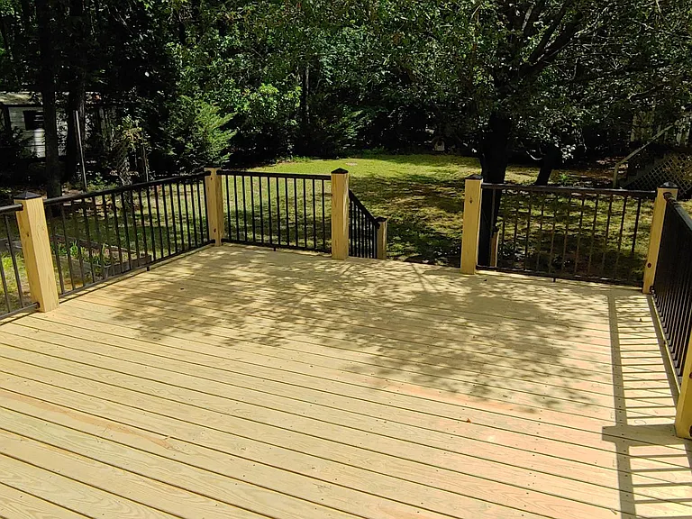 Deck (16'x16')