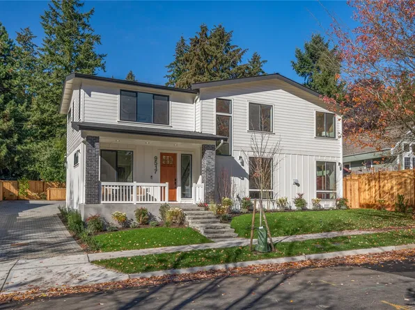 9517 117th Place NE, Kirkland, WA 98033
