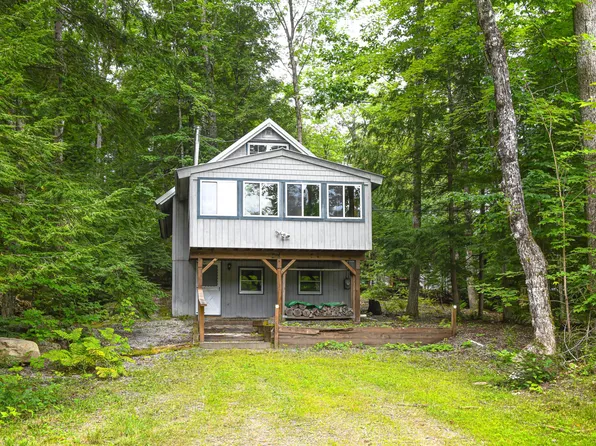 18 Deer Lane, Bridgton, ME 04009