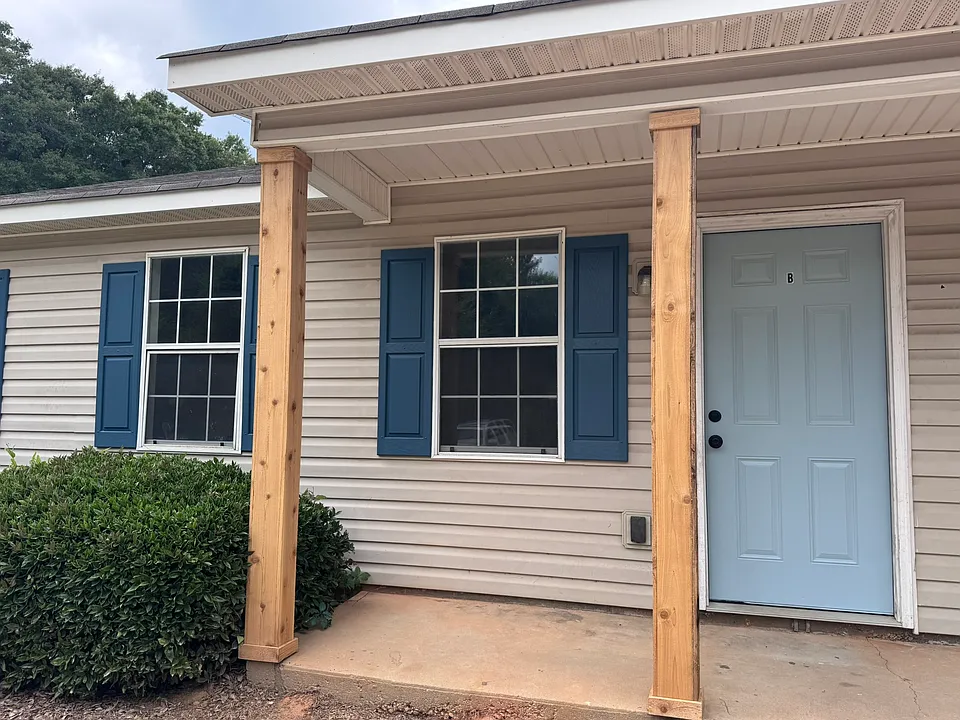 4434 Highway 142 #B
