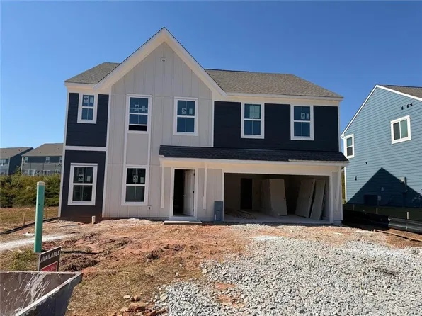 800 Crystal Lake Pkwy, Hoschton, GA 30548