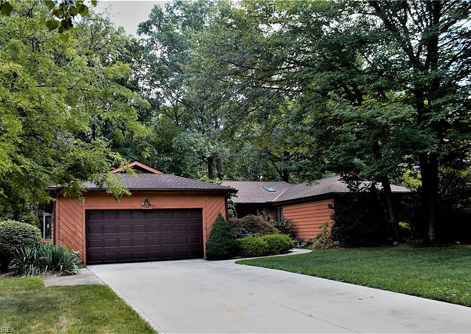 1st image of 177 Williamsburg Dr