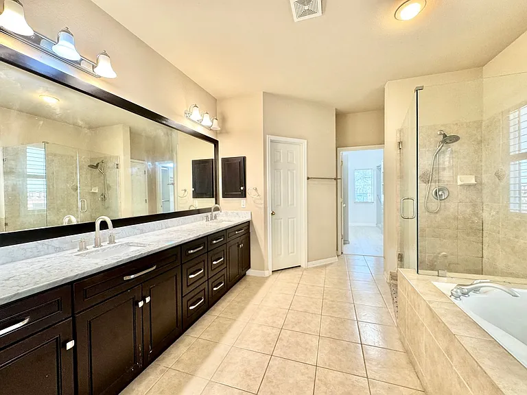 2911 Dason Ledge — Photo 24