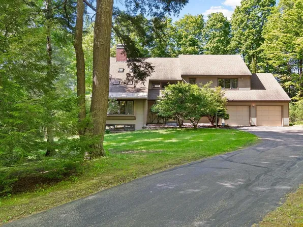 607 Beaver Creek Road, Shelburne, VT 05482
